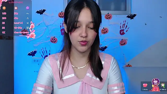 Snapshot of _Denis_sweet chatting on 10.31.25 Denis sweet online show from 10.31.25