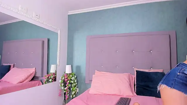  evamilf  online show from 01.29.25