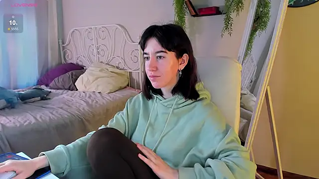 Belle Via online show from 01.18.25