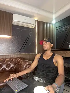 AaronCruz  online show from 03.30.26