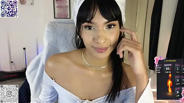 Snapshot of kharelys_777 chatting on 01.15.25 kharelys 777 online show from 01.15.25
