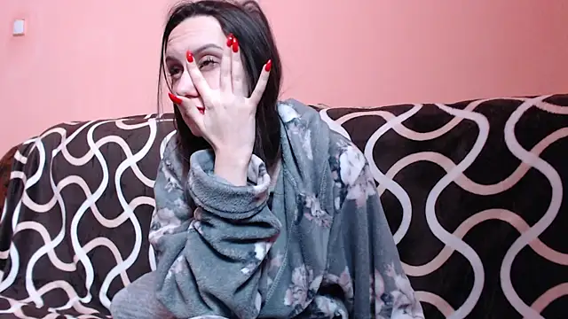 AlmaQueen online show from 12.31.24