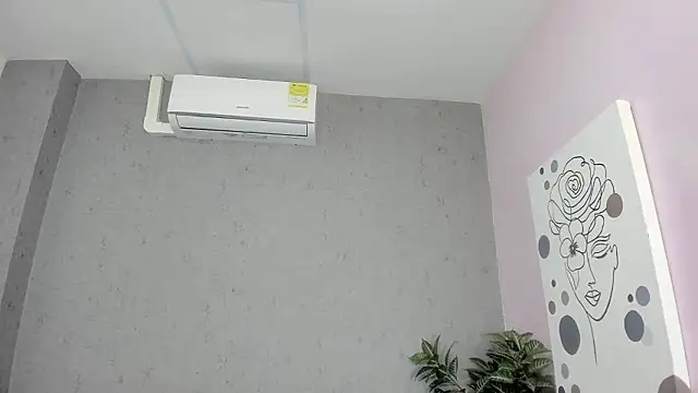 Tiffany mendez online show from 02.27.26