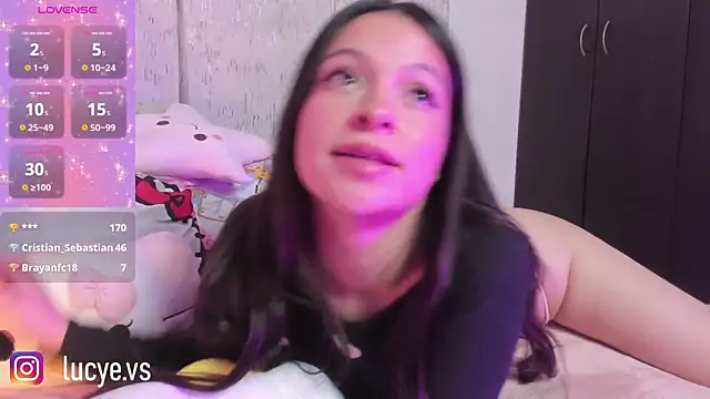 LucyEvans  online show from 09.27.25