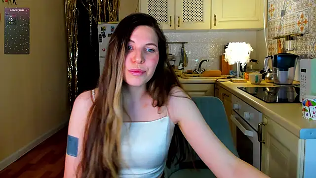 Annie aww online show from 12.22.24