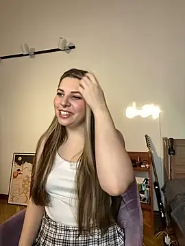 Annie aww online show from 03.02.25