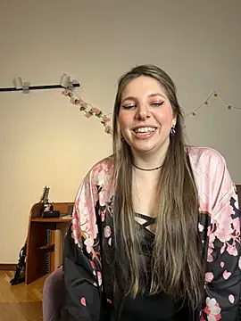 Annie aww online show from 03.23.25