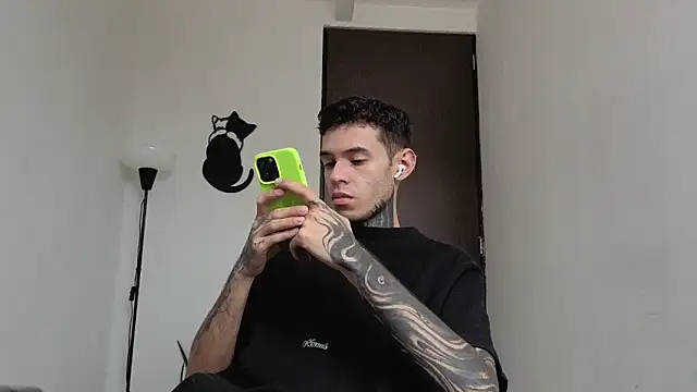 Saturno v online show from 02.24.26