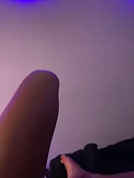 ReineNeferrti online show from 01.25.25