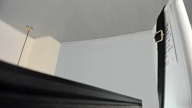 escarleth   online show from 03.08.25