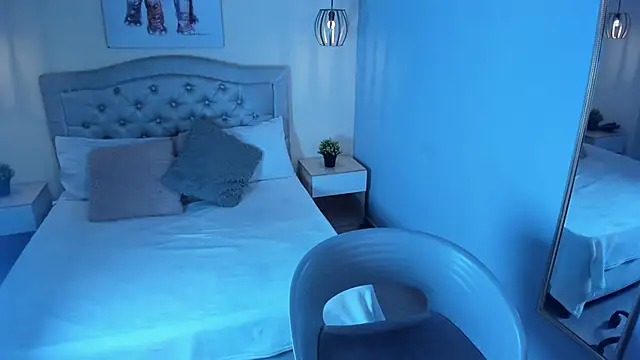 escarleth   online show from 09.15.25