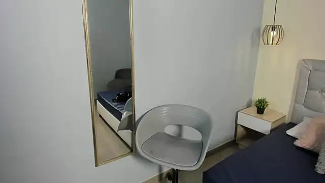 escarleth   online show from 06.08.26