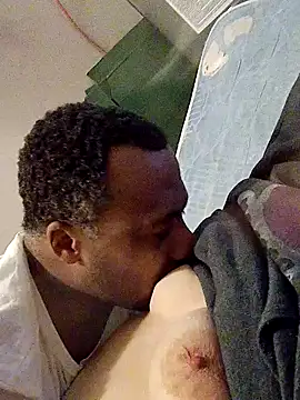 Snapshot of lilbishmiss chatting on 01.27.25 lilbishmiss online show from 01.27.25