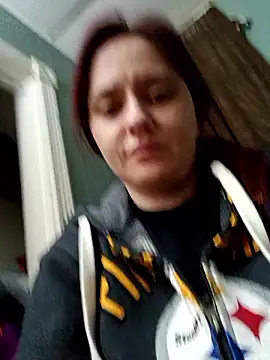 Snapshot of lilbishmiss chatting on 03.19.25 lilbishmiss online show from 03.19.25