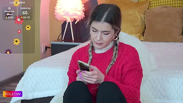 Sarah-Hart online show from 02.22.25