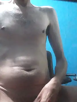 Snapshot of hugosafado333 chatting on 10.25.25 hugosafado333 online show from 10.25.25