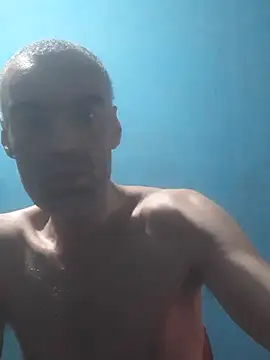 Snapshot of hugosafado333 chatting on 10.28.25 hugosafado333 online show from 10.28.25