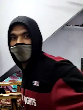 Snapshot of Habibi_big_b chatting on 12.23.24 Habibi big b online show from 12.23.24