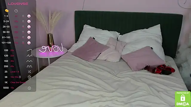 TiffanyWills online show from 12.13.24