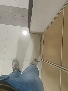 Gururonny07 online show from 02.19.25