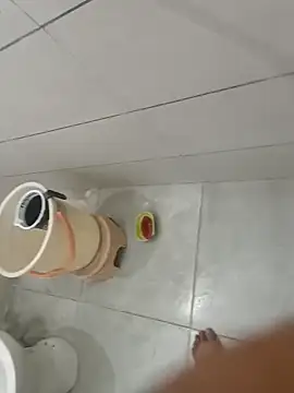 Gururonny07 online show from 10.16.25