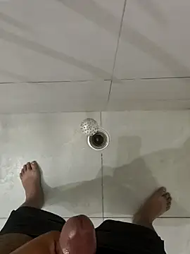 Gururonny07 online show from 10.22.25