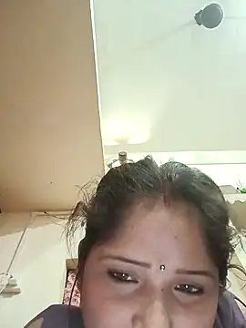 Snapshot of annaya_sweet chatting on 06.20.26 annaya sweet online show from 06.20.26