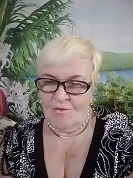 Snapshot of VioletSweet566 chatting on 12.02.24 VioletSweet566 online show from 12.02.24