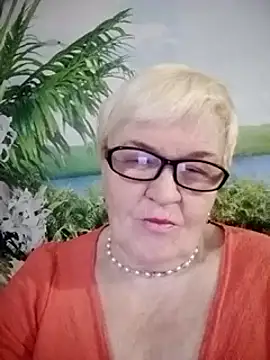 Snapshot of VioletSweet566 chatting on 12.03.24 VioletSweet566 online show from 12.03.24