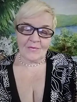 Snapshot of VioletSweet566 chatting on 12.06.24 VioletSweet566 online show from 12.06.24