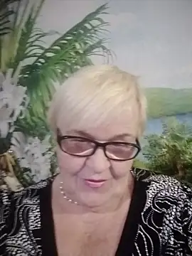 Snapshot of VioletSweet566 chatting on 12.13.24 VioletSweet566 online show from 12.13.24