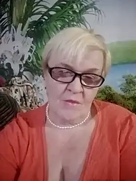 Snapshot of VioletSweet566 chatting on 01.16.25 VioletSweet566 online show from 01.16.25