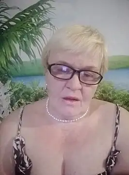 Snapshot of VioletSweet566 chatting on 01.23.25 VioletSweet566 online show from 01.23.25