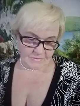 Snapshot of VioletSweet566 chatting on 01.24.25 VioletSweet566 online show from 01.24.25