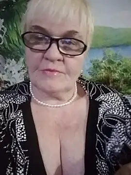 Snapshot of VioletSweet566 chatting on 02.21.25 VioletSweet566 online show from 02.21.25