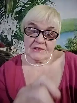 Snapshot of VioletSweet566 chatting on 02.24.25 VioletSweet566 online show from 02.24.25