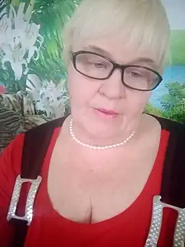 Snapshot of VioletSweet566 chatting on 02.26.25 VioletSweet566 online show from 02.26.25