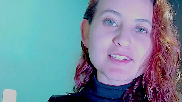 Snapshot of zoe_jones3 chatting on 12.27.24 zoe jones3 online show from 12.27.24