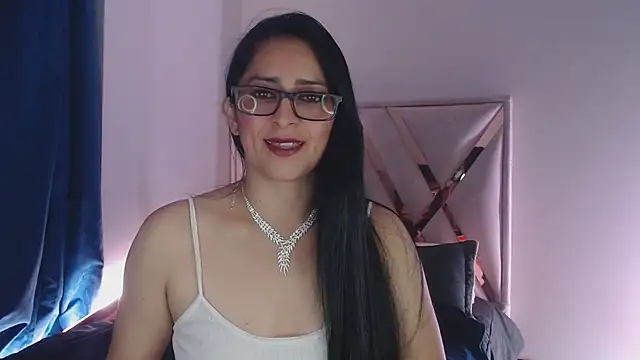Snapshot of Andrea_Sexx_ chatting on 02.06.25 Andrea Sexx online show from 02.06.25
