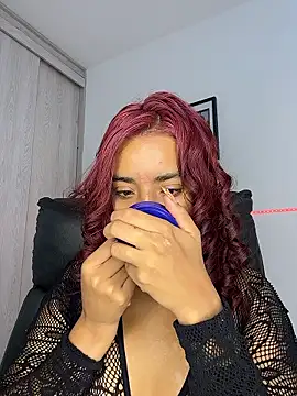 Laura fernandezII online show from 01.14.26