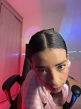 Laura fernandezII online show from 03.19.26