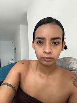 Laura fernandezII online show from 05.14.26