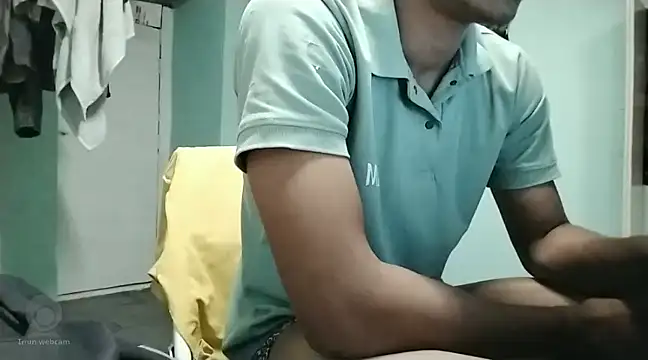 Snapshot of vicky0805 chatting on 02.10.25 vicky0805 online show from 02.10.25