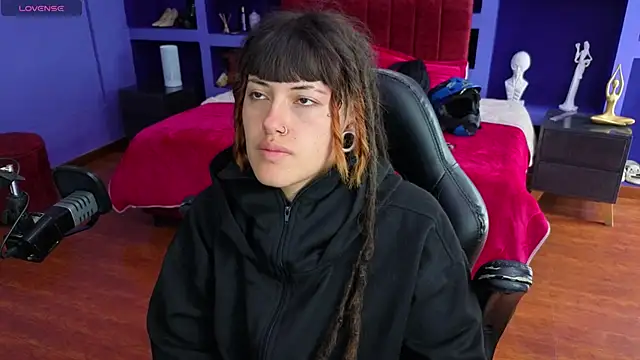  sharlotte777 online show from 09.18.25