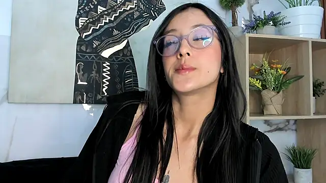 Princess Violett online show from 12.18.25