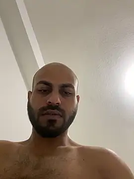 islandvybee55 online show from 12.12.24