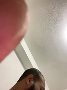 islandvybee55 online show from 02.09.25