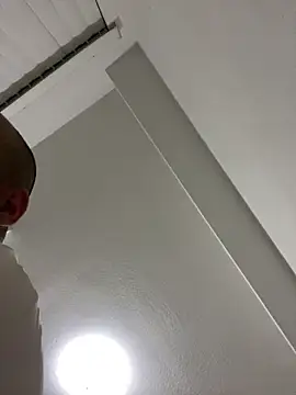 islandvybee55 online show from 03.07.25