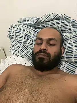 islandvybee55 online show from 03.23.25