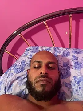 islandvybee55 online show from 02.25.26